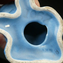 Load image into Gallery viewer, 1930s Sylvac Rabbit Model 1067 4 inches Blue