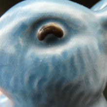 Load image into Gallery viewer, 1930s Sylvac Rabbit Model 1067 4 inches Blue