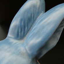 Load image into Gallery viewer, 1930s Sylvac Rabbit Model 1067 4 inches Blue
