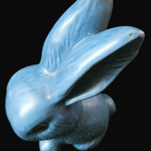 Load image into Gallery viewer, 1930s Sylvac Rabbit Model 1067 4 inches Blue