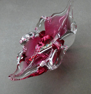 HOSPODKA Chribska. Fine MINIATURE 1960s Pink and Clear Cased Glass Bowl with Wing Details