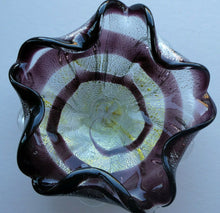 Load image into Gallery viewer, Vintage 1950s BAROVIER AND TOSO Murano Glass Bowl 
