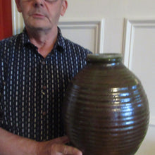 Load image into Gallery viewer, Vintage 1970s Heavy Brutalist Scottish Studio Pottery Vase JF Coull