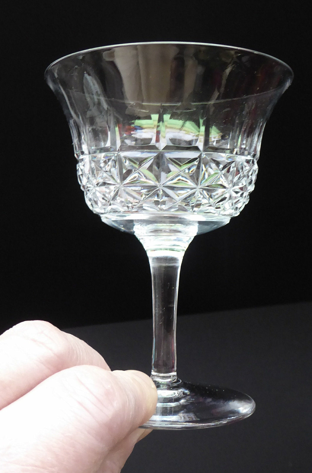 Vintage TUDOR Crystal Sherry or Liqueur Glass. SINGLE GLASS. 4 inches in height