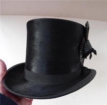 Load image into Gallery viewer, VERY LARGE Genuine Victorian Antique Top Hat. Size 7 1/4+ RARE Coachman&#39;s Rosette
