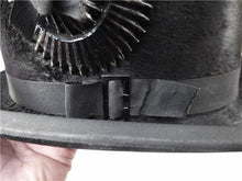 Load image into Gallery viewer, VERY LARGE Genuine Victorian Antique Top Hat. Size 7 1/4+ RARE Coachman&#39;s Rosette
