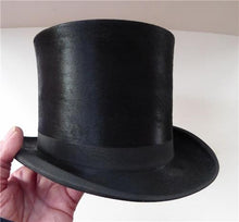 Load image into Gallery viewer, VERY LARGE Genuine Victorian Antique Top Hat. Size 7 1/4+ RARE Coachman&#39;s Rosette
