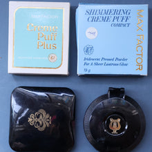 Load image into Gallery viewer, JOB LOT: Three Vintage 1960s Plastic Powder Compacts. Helena Rubinstein, Leichner
