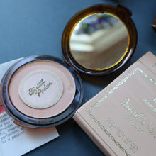 Load image into Gallery viewer, JOB LOT: Three Vintage 1960s Plastic Powder Compacts &amp; Three Little Stratton Boxes.
