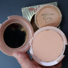 Load image into Gallery viewer, JOB LOT: Four Vintage 1950s / 1960s Plastic Powder Compacts by Evette, Goya and Gala of London
