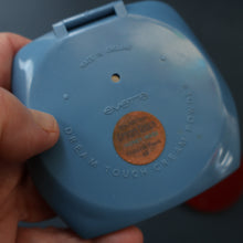Load image into Gallery viewer, JOB LOT: Four Vintage 1950s / 1960s Plastic Powder Compacts by Evette, Goya and Gala of London
