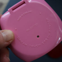 Load image into Gallery viewer, JOB LOT: Four Vintage 1950s / 1960s Plastic Powder Compacts by Evette, Goya and Gala of London
