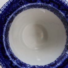 Load image into Gallery viewer, RARE 1920s ROYAL DOULTON Miniature Meat Pot. Flow Blue with Traditional Willow Pattern
