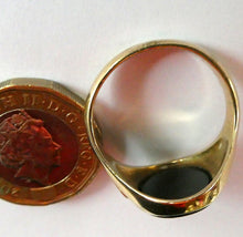 Load image into Gallery viewer, Vintage GOLD Signet Ring with Polished Oval Black Onyx Inclusion. UK Ring Size U

