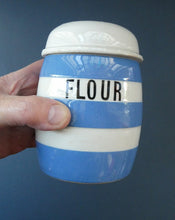 Load image into Gallery viewer, Vintage TG Green CORNISHWARE Flour Shaker Pot. Green Shield Mark
