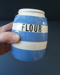 Vintage TG Green CORNISHWARE Flour Shaker Pot. Green Shield Mark