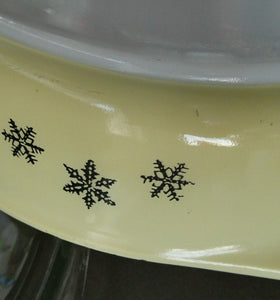 1950s Vintage PYREX GAEITY Oval Divided Lidded Serving Dish Gaiety YELLOW SNOWFLAKE
