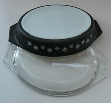 Load image into Gallery viewer, 1950s Vintage PYREX GAEITY Oval Divided Lidded Serving Dish Gaiety BLACK SNOWFLAKE
