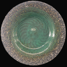 Load image into Gallery viewer, SCOTTISH GLASS. Collectable 1930s Monart Plate with Shallow Dip. 9 1/4  inches (C)
