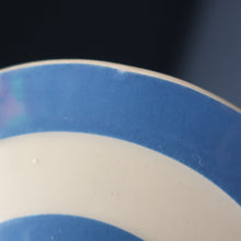 Load image into Gallery viewer, Vintage TG Green CORNISHWARE Classic Shape Teapot with Old Green Shield Mark
