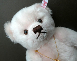 STEIFF LIMITED EDITION Teddy Bear 2007. BRITISH COLLECTORS CLUB. English Rose (Princess Diana)