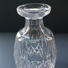 Load image into Gallery viewer, APPIN PATTERN. Vintage Edinburgh Crystal Decanter. Height 10 1/2 inches
