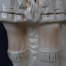 Load image into Gallery viewer, LARGE Genuine Staffordshire Figurine of ROB ROY. 18 inches in height. EXCELLENT CONDITION

