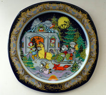 Load image into Gallery viewer, Vintage BJORN WIINBLAD Large Porcelain Wall Plate. CHRISTMAS 1984 Rosenthal Studio-Line. 11 INCHES

