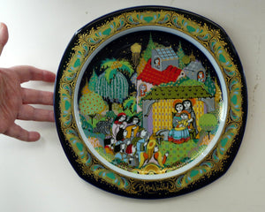 BJORN WIINBLAD Large Porcelain Wall Plate. CHRISTMAS 1983 Rosenthal Studio-Line. 11 INCHES