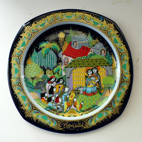 BJORN WIINBLAD Large Porcelain Wall Plate. CHRISTMAS 1983 Rosenthal Studio-Line. 11 INCHES
