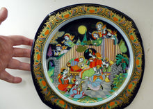 Load image into Gallery viewer, BJORN WIINBLAD Large Porcelain Wall Plate. CHRISTMAS 1987 Rosenthal Studio-Line. 11 INCHESS
