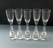 Load image into Gallery viewer, 1950s HOLMEGAARD Princess Schnapps Glasses with Internal Bubble
