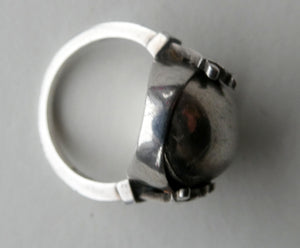 Stylish GEORG JENSEN Sterling Silver Ring by Oscar Gundlach-Pedersen. No. 51