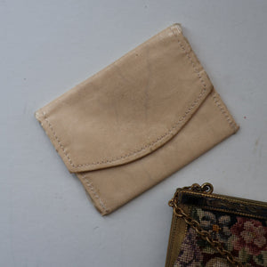 Vintage 1940s British PETIT POINT Tapestry Handbag or Evening Bag with Pink Roses Design. Excellent Condition