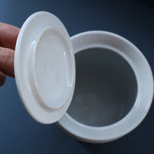 Load image into Gallery viewer, Vintage Grimwades Style White Hooped Household Jar or Canister. LENTILS (black letters)
