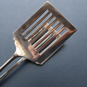 SOLID SILVER with London Hallmark (1906). Edwardian Antique Asparagus Tongs or Pastry Servers