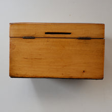 Load image into Gallery viewer, THE BANDSTAND. Antique 19th Century MAUCHLINE Trinket Box. Scottish International Exhibition Edinburgh 1886
