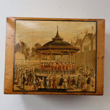 Load image into Gallery viewer, THE BANDSTAND. Antique 19th Century MAUCHLINE Trinket Box. Scottish International Exhibition Edinburgh 1886
