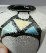 Load image into Gallery viewer, Pair of 1950s Italian Hand Painted Vases by FRATELLI FANCUILLACCI
