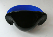 Load image into Gallery viewer, Stunning 1950s SEGUSO DALLA VENEZIA Murano Clam Shell Vase. Rare Blue Colour
