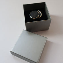 Load image into Gallery viewer, Stylist 1970s Brutalist HALLMARKED Silver Ring by Ralph Weston for Cado Designs. UK Size O
