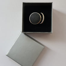 Load image into Gallery viewer, Stylist 1970s Brutalist HALLMARKED Silver Ring by Ralph Weston for Cado Designs. UK Size O
