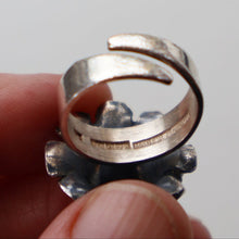 Load image into Gallery viewer, Made in Finland. Fabulous Scandinavian 1974 Vintage Silver Ring by Pentti Sarpaneva
