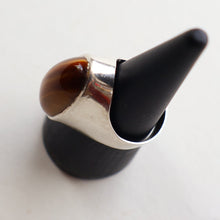 Load image into Gallery viewer, Vintage 1977 Hallmarked Space Age Silver Rings with Oval Tiger&#39;s Eye Inclusion. Size O
