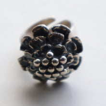 Load image into Gallery viewer, Made in Finland. Fabulous Scandinavian 1974 Vintage Silver Ring by Pentti Sarpaneva
