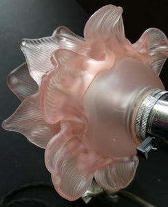 Stunning 1930s ART DECO Metal Table Lamp. Silver-Tone Kneeling Nude. Pink Glass Shade