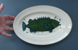 1970's AQUARIUS Oval Plate. WASHINGTON POTTERY. Quirky Green Fish