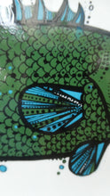 Load image into Gallery viewer, 1970&#39;s AQUARIUS Oval Plate. WASHINGTON POTTERY. Quirky Green Fish
