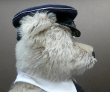 Load image into Gallery viewer, LARGE Steiff Bear. Limited Edition 2004. Captain Mach. The CONCORDE BEAR
