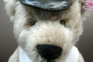 LARGE Steiff Bear. Limited Edition 2004. Captain Mach. The CONCORDE BEAR